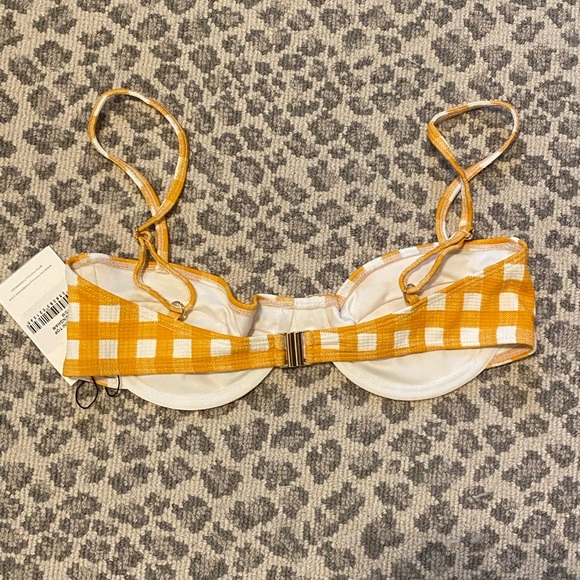 Faithfull the Brand Farrah Balconette Bikini Top
Orange Gingham | Medium NWT - Picture 3 of 5